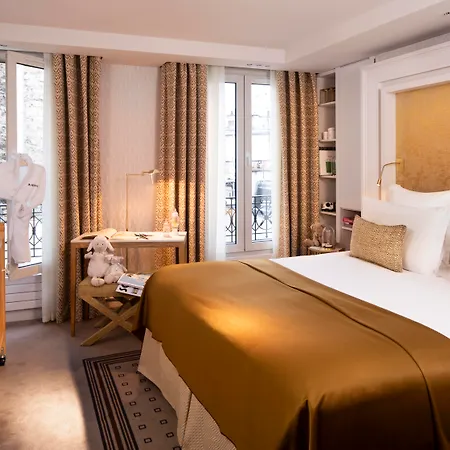 Hotell Madison 4*