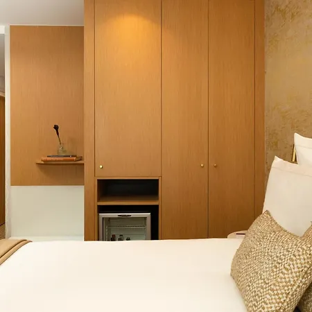 Madison Hotel 4*