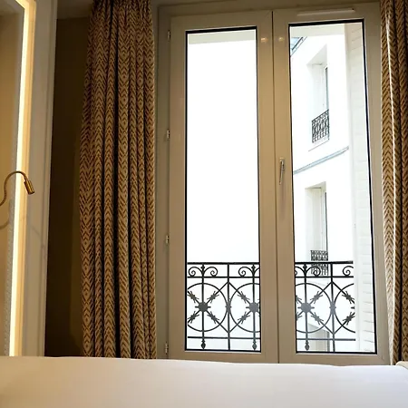 Madison Hotel